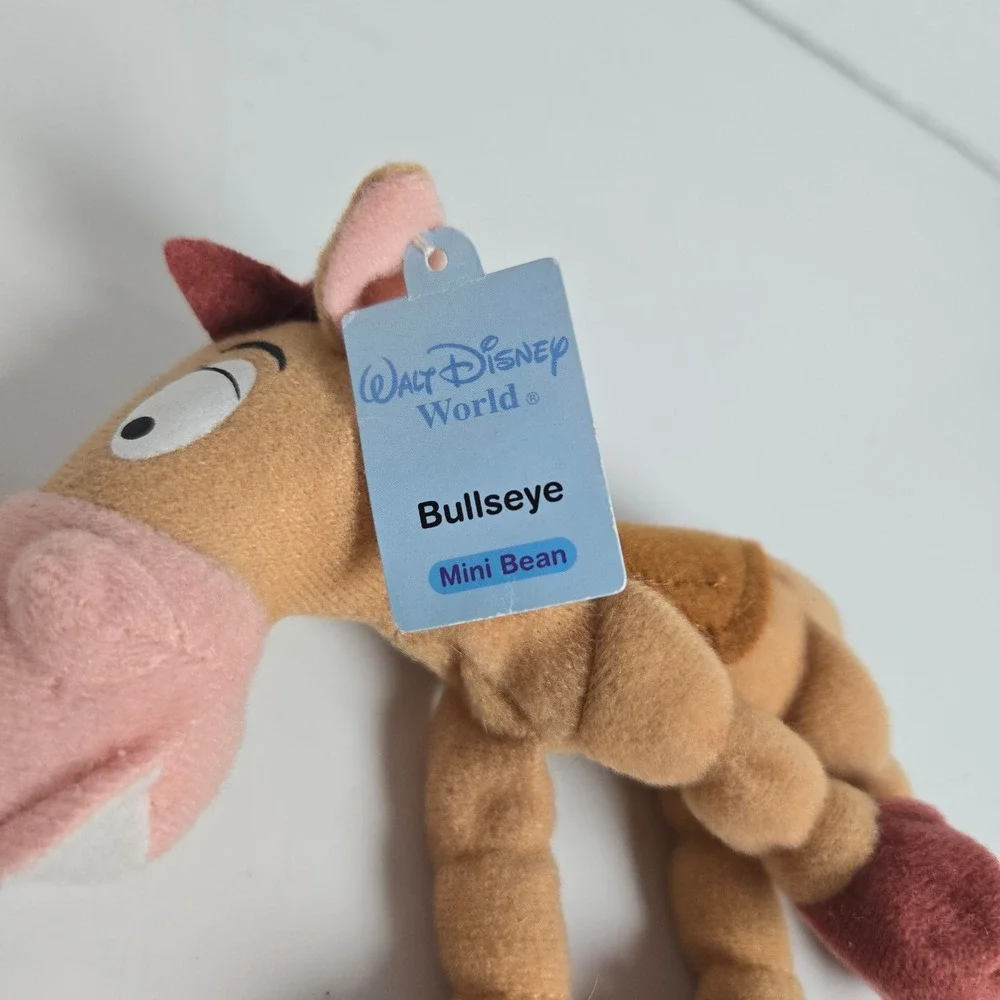 Walt Disney World Kelloggs Bullseye Mini Bean Bag Plush 3.5